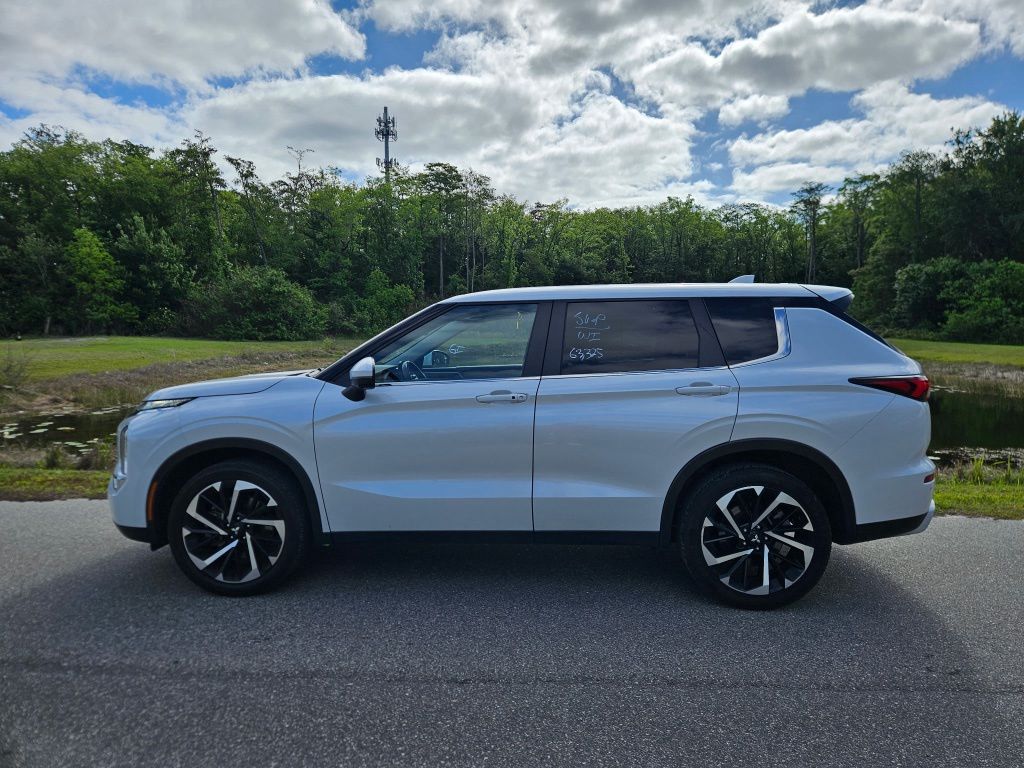 mitsubishi outlander 2024 JA4J3VA87RZ028832 image mitsubishi outlander 2024 JA4J3VA87RZ028832 image