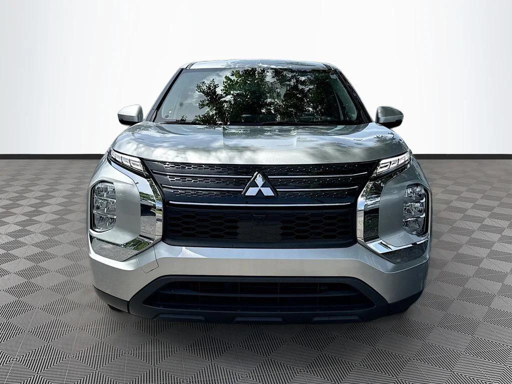 mitsubishi outlander 2024 JA4J3UA83RZ011133 image mitsubishi outlander 2024 JA4J3UA83RZ011133 image