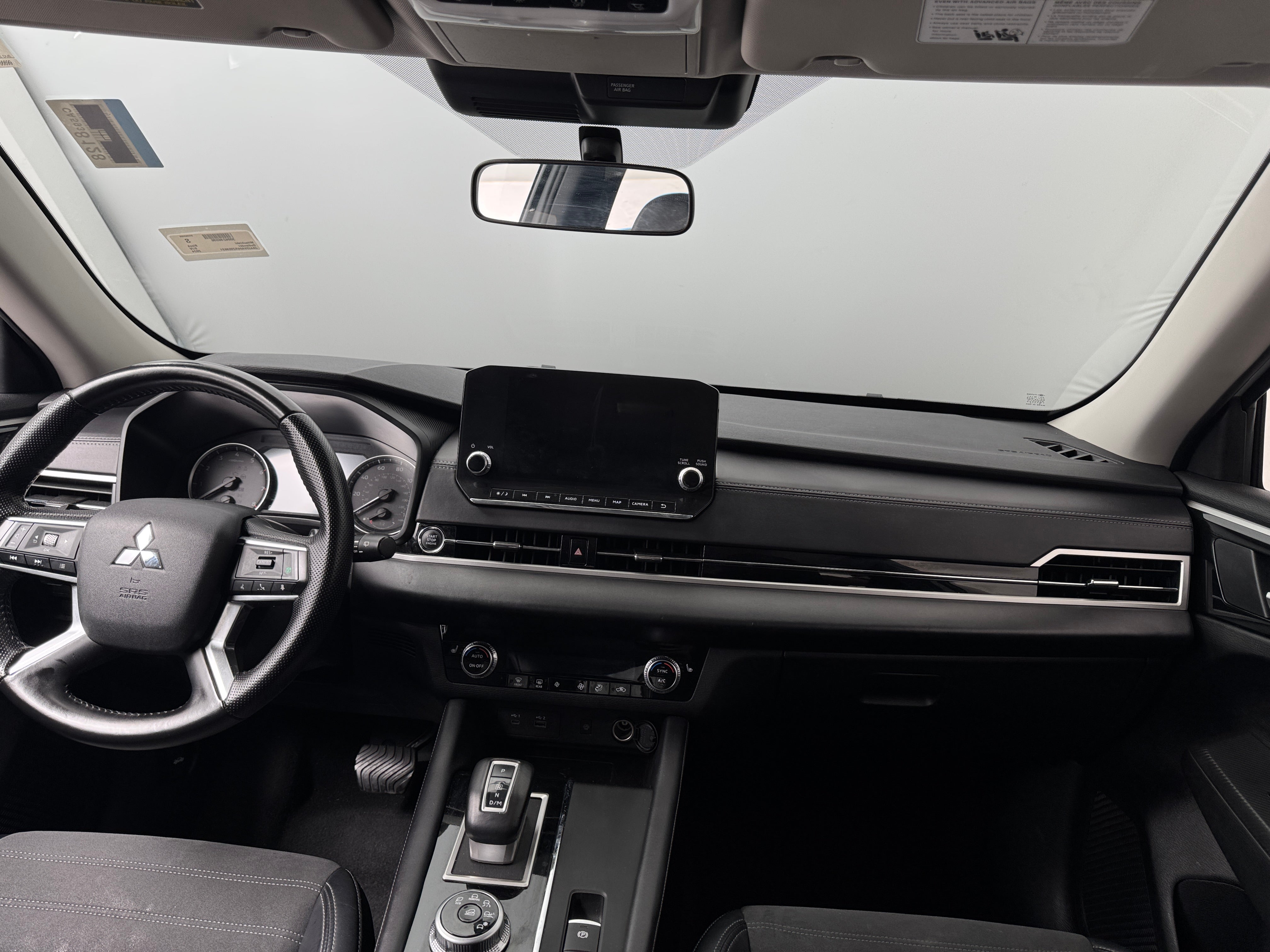 mitsubishi outlander 2024 JA4J3VA86RZ059831 image mitsubishi outlander 2024 JA4J3VA86RZ059831 image