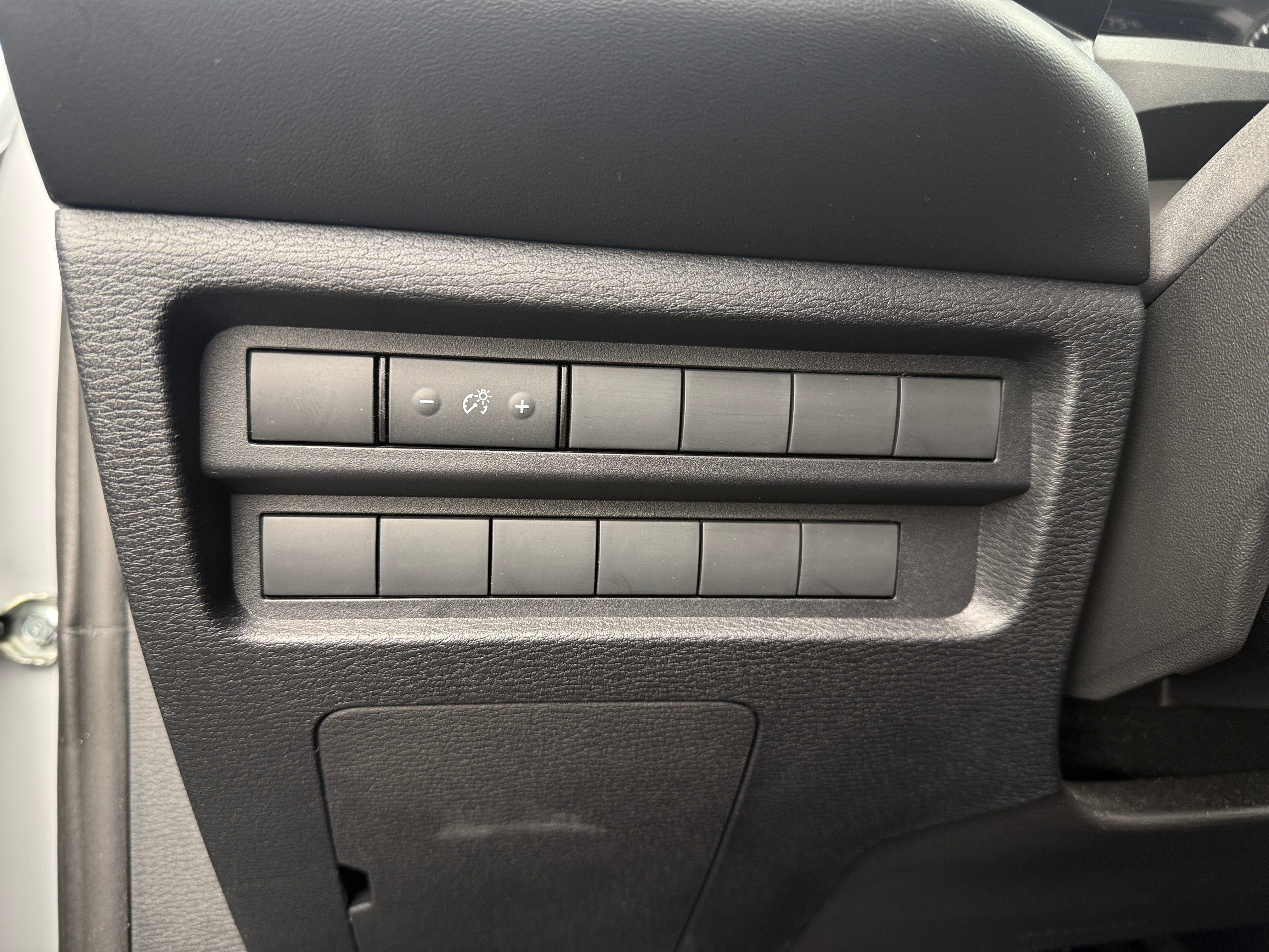 mitsubishi outlander 2025 JA4J3UA87SZ056873 image mitsubishi outlander 2025 JA4J3UA87SZ056873 image