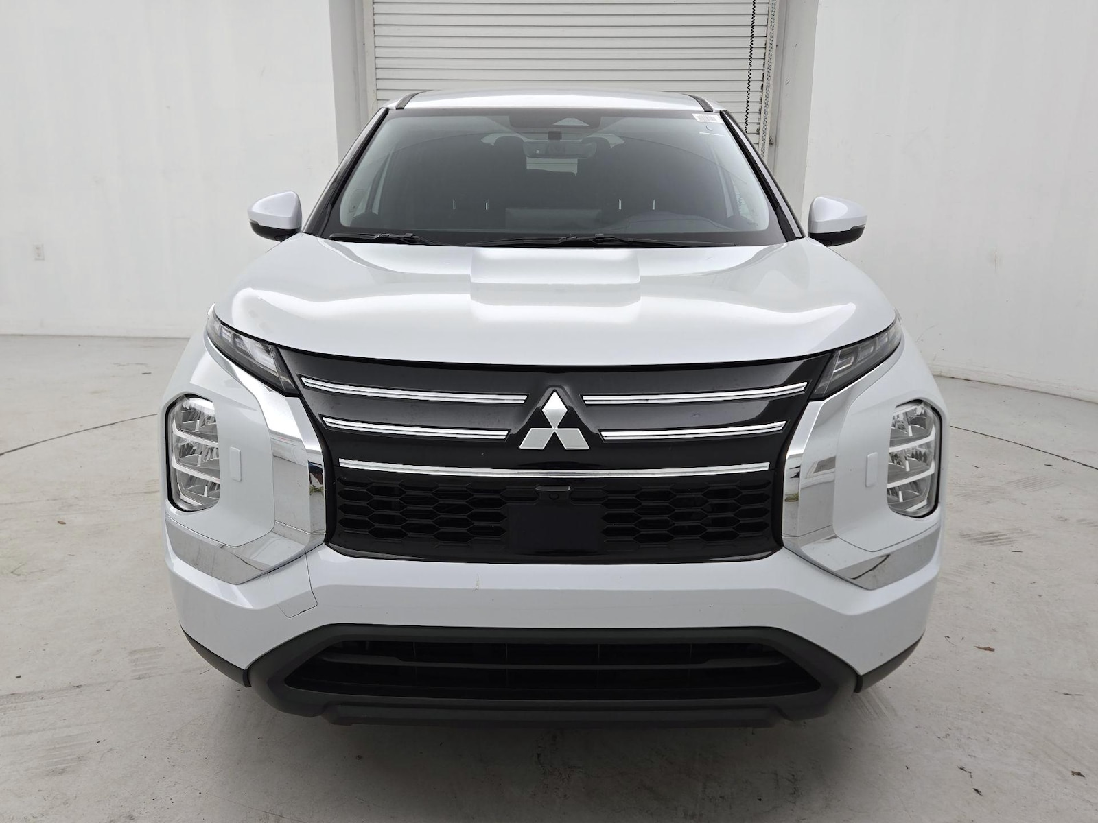 mitsubishi outlander 2025 JA4J4UA83SZ056060 image mitsubishi outlander 2025 JA4J4UA83SZ056060 image