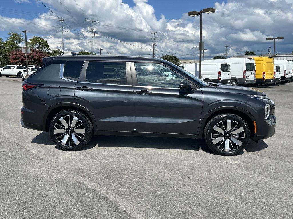 mitsubishi outlander 2025 JA4J4VA81SZ016758 image mitsubishi outlander 2025 JA4J4VA81SZ016758 image