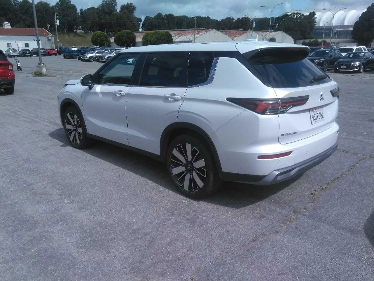 mitsubishi outlander 2025 JA4J3VA86SZ019741 image mitsubishi outlander 2025 JA4J3VA86SZ019741 image