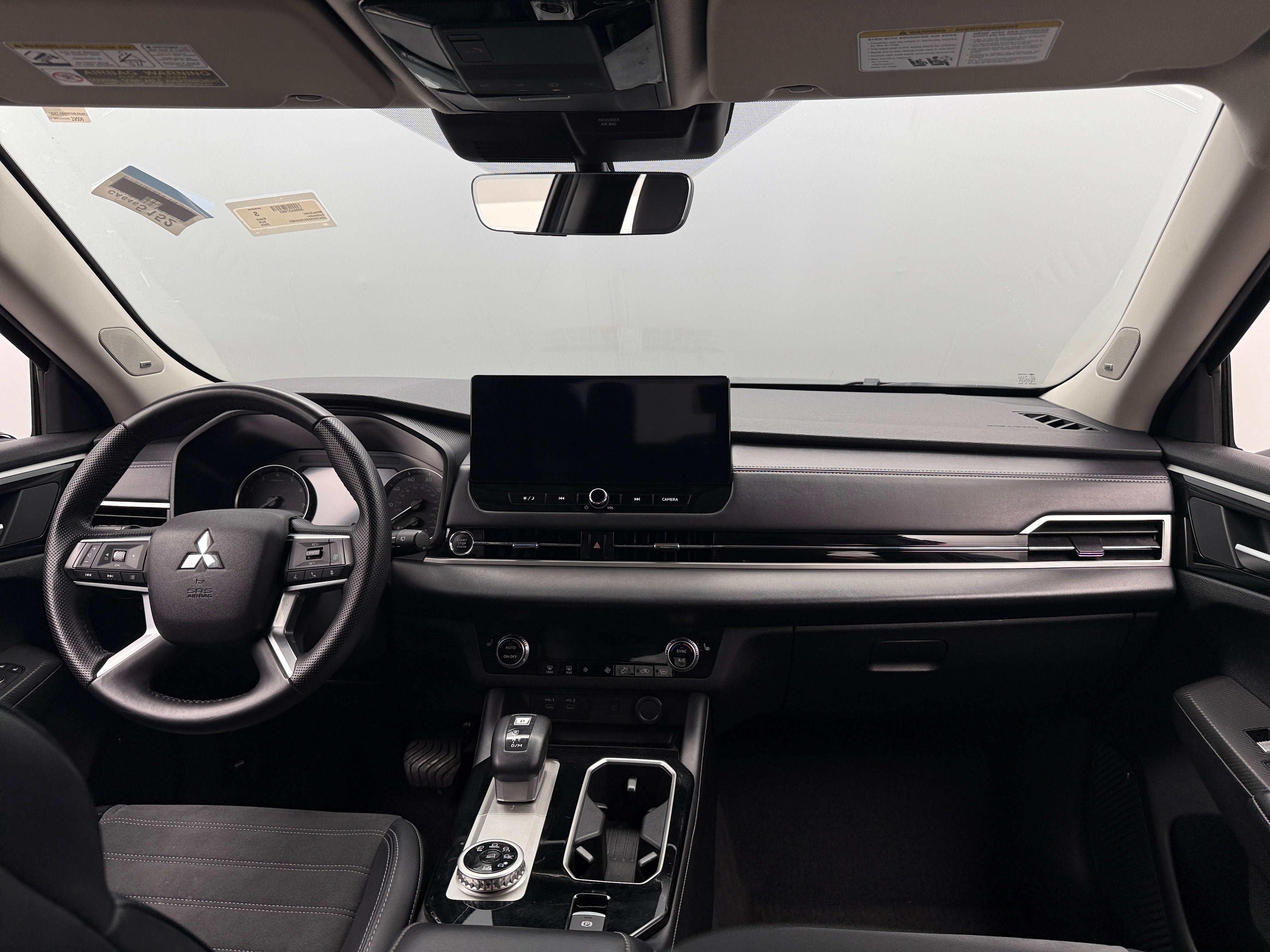 mitsubishi outlander 2025 JA4J4VA80SZ043983 image mitsubishi outlander 2025 JA4J4VA80SZ043983 image
