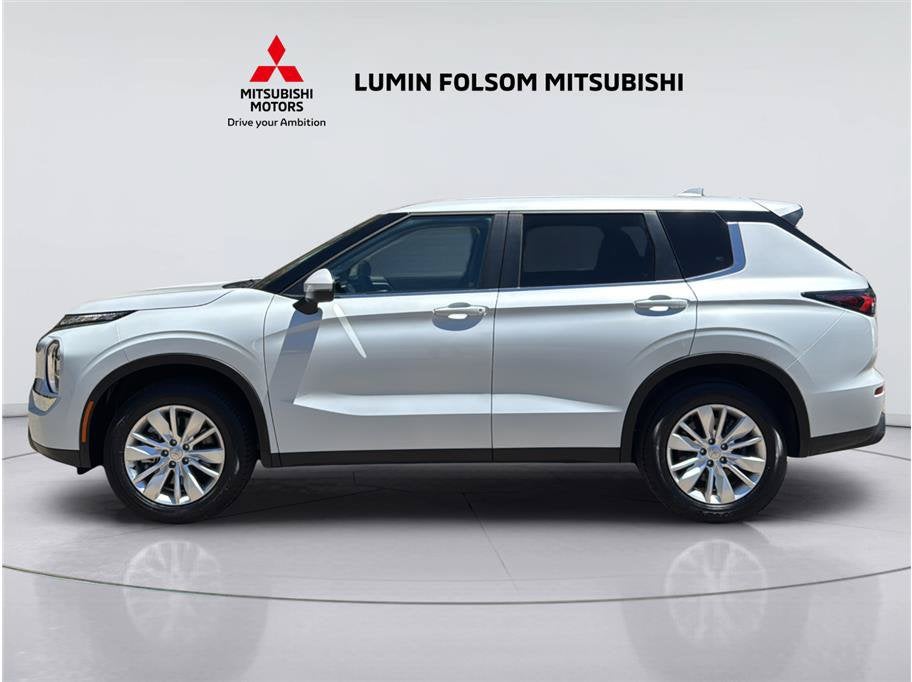 mitsubishi outlander 2025 JA4J3UA81SZ021486 image mitsubishi outlander 2025 JA4J3UA81SZ021486 image