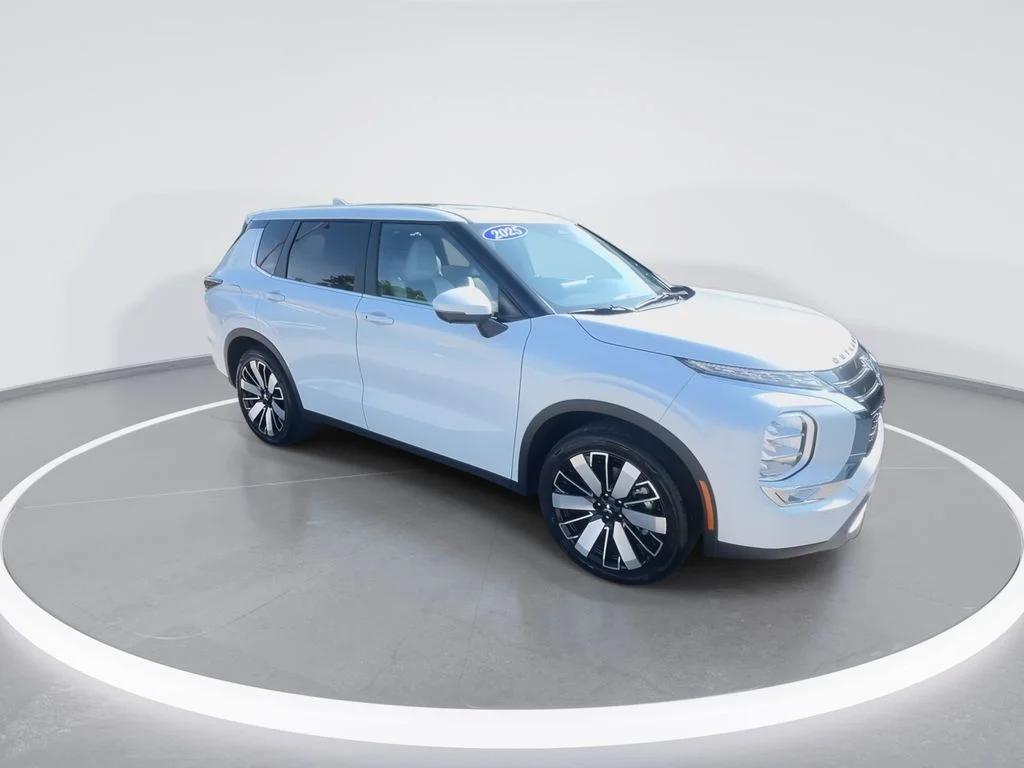 mitsubishi outlander 2025 JA4J3VA88SZ025220 image mitsubishi outlander 2025 JA4J3VA88SZ025220 image