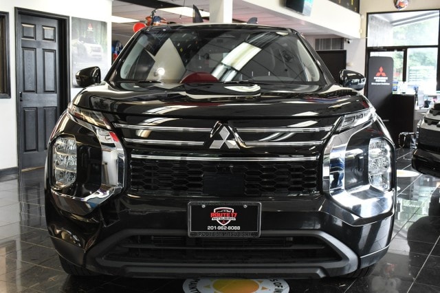 mitsubishi outlander 2025 JA4J4UA81SZ015667 image mitsubishi outlander 2025 JA4J4UA81SZ015667 image