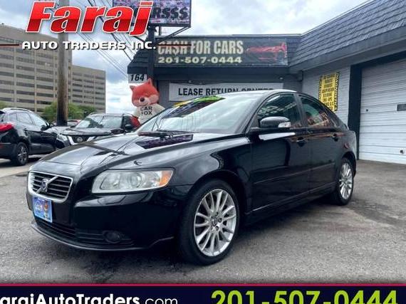 VOLVO S40 2010 YV1390MS5A2485556 image