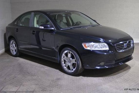 VOLVO S40 2010 YV1382MS7A2513985 image