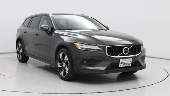 VOLVO V60CC 2021 YV4102WK2M1069357 image