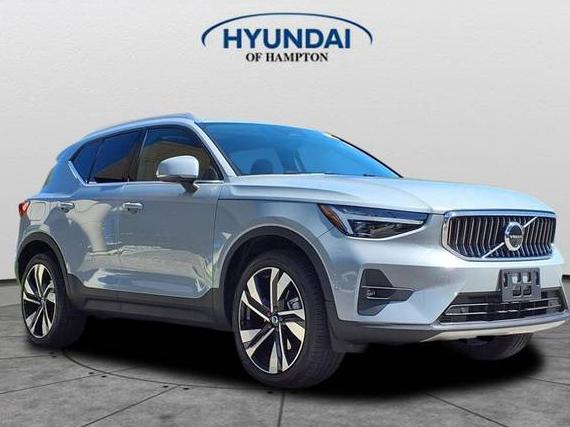 VOLVO XC40 2024 YV4L12UF7R2316515 image VOLVO XC40 2024 YV4L12UF7R2316515 image