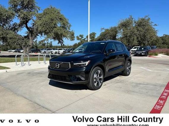 VOLVO XC40 2025 YV4L12UE5S2505208 image VOLVO XC40 2025 YV4L12UE5S2505208 image