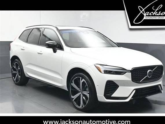 VOLVO XC60 2025 YV4H60RM0S1102030 image