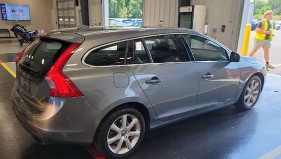 VOLVO V60 2016 YV140MEK9G1297495 image