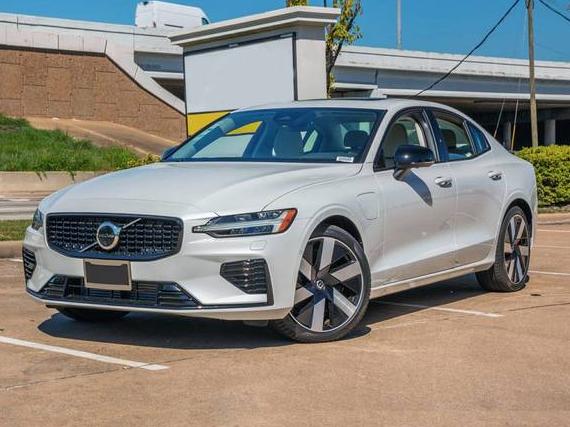 VOLVO S60 2023 7JRH60FS6PG238366 image