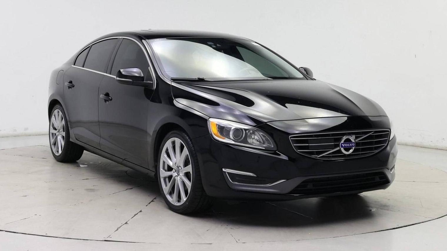 VOLVO S60 2016 LYV402FM2GB100881 image