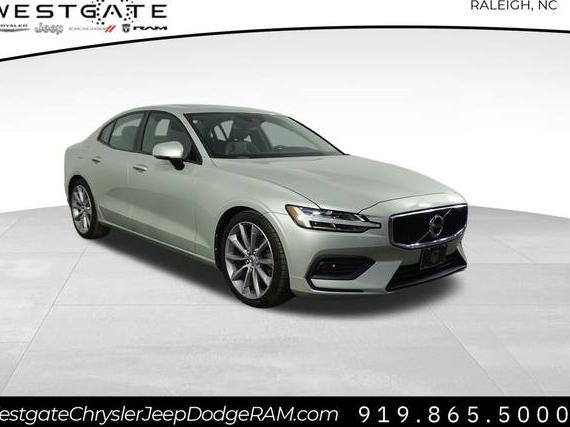 VOLVO S60 2019 7JR102FK5KG000595 image VOLVO S60 2019 7JR102FK5KG000595 image