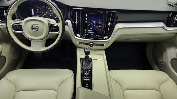 VOLVO S60 2019 7JR102FK7KG007550 image VOLVO S60 2019 7JR102FK7KG007550 image