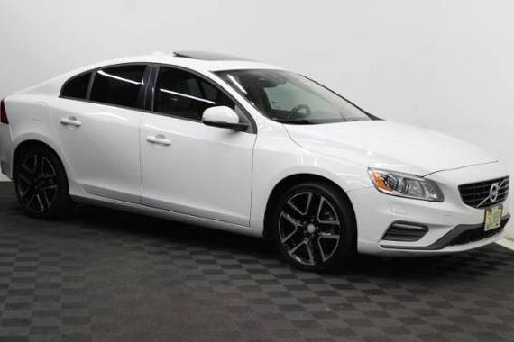 VOLVO S60 2018 YV126MFL0J2454040 image VOLVO S60 2018 YV126MFL0J2454040 image