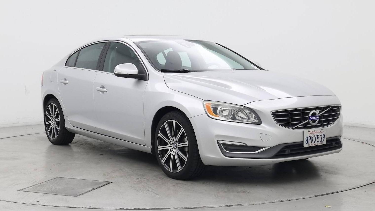 VOLVO S60 2017 LYV402HK2HB125423 image