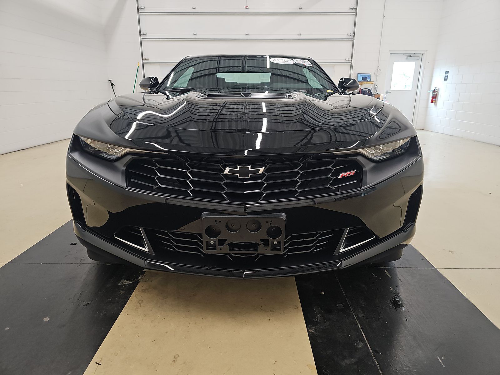 chevrolet camaro 2023 1G1FE1R75P0101944 image chevrolet camaro 2023 1G1FE1R75P0101944 image