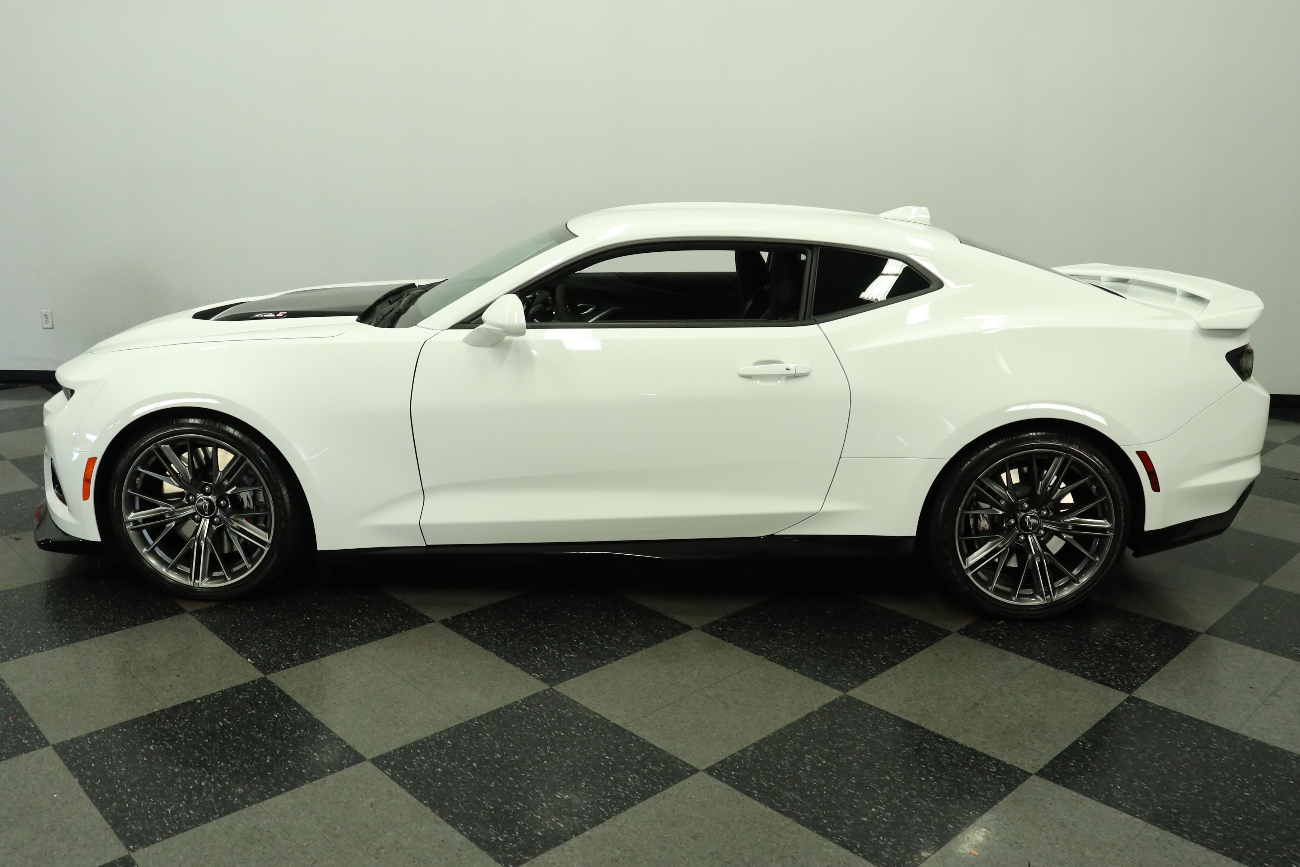 chevrolet camaro 2023 1G1FJ1R63P0100522 image chevrolet camaro 2023 1G1FJ1R63P0100522 image