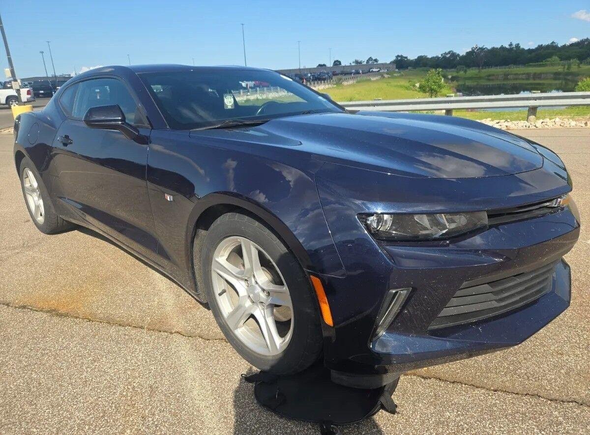 chevrolet camaro 2016 1G1FA1RXXG0164078 image chevrolet camaro 2016 1G1FA1RXXG0164078 image