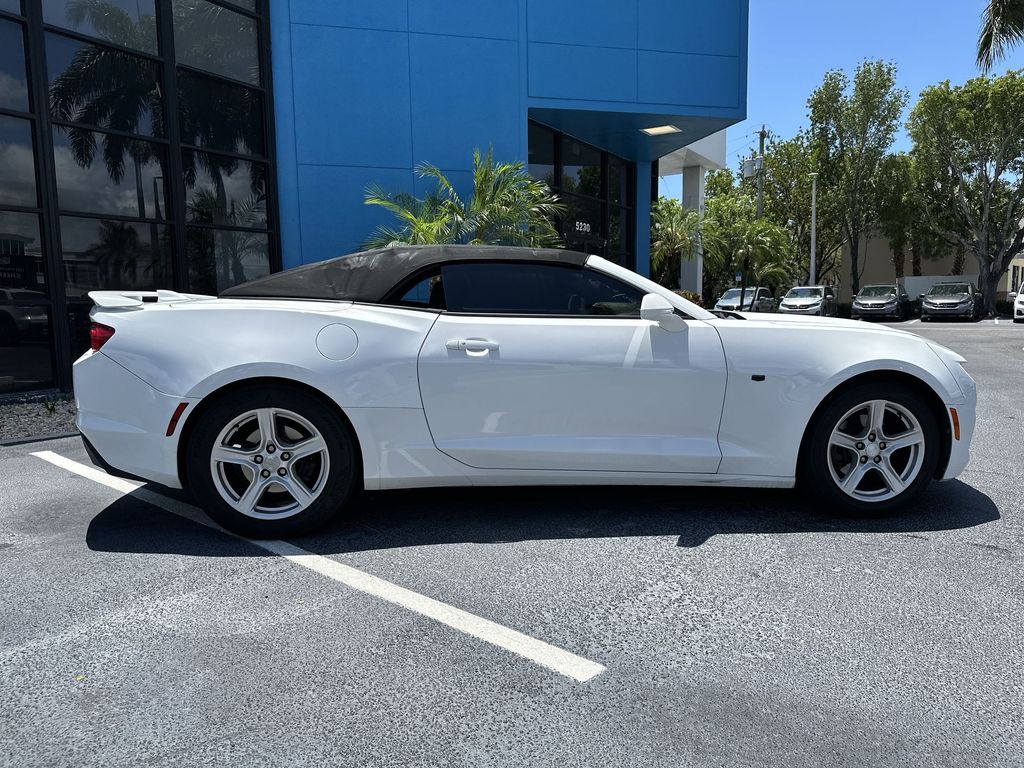 chevrolet camaro 2019 1G1FB3DX7K0122508 image chevrolet camaro 2019 1G1FB3DX7K0122508 image