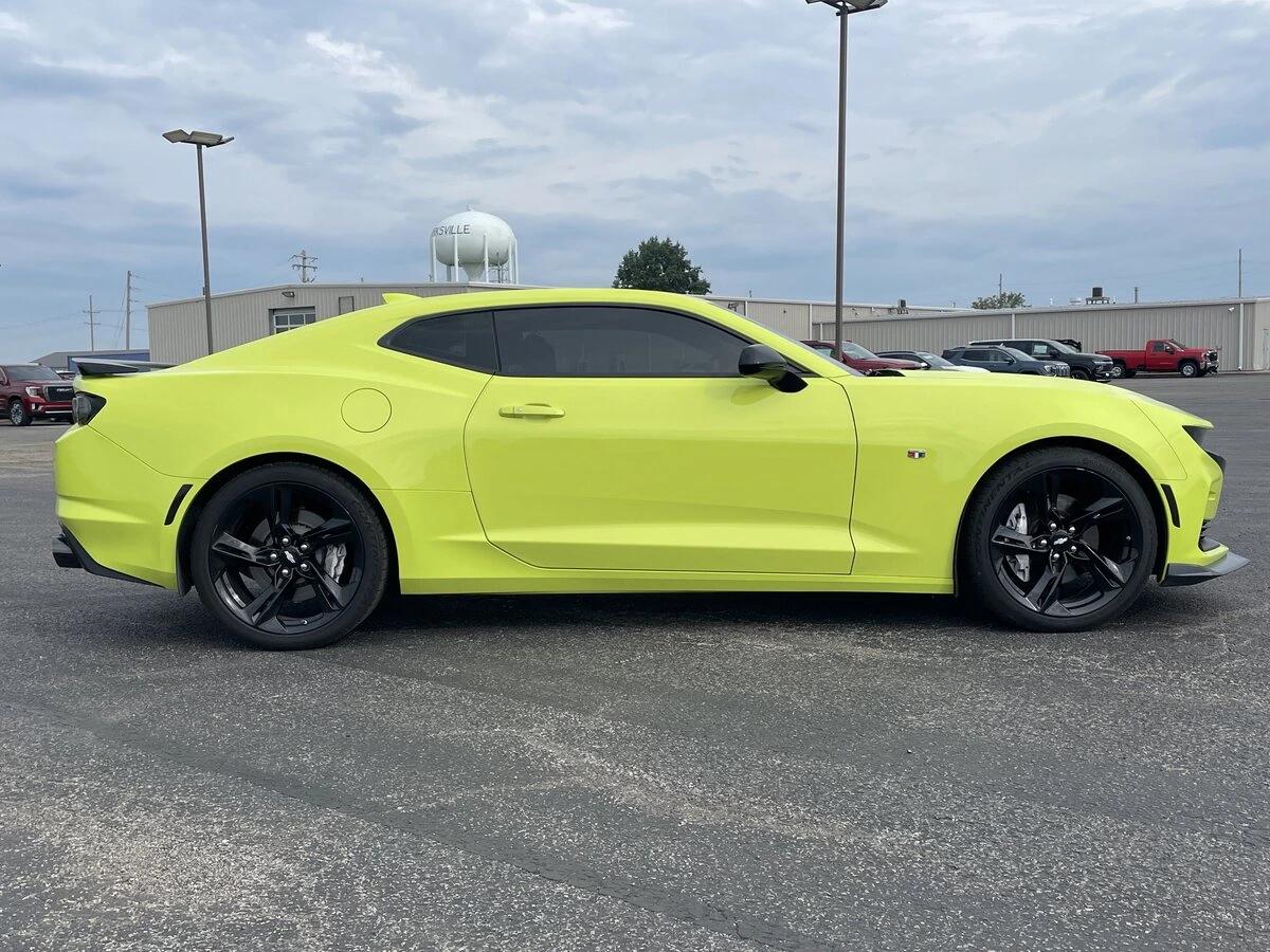 chevrolet camaro 2019 1G1FF1R75K0153385 image chevrolet camaro 2019 1G1FF1R75K0153385 image