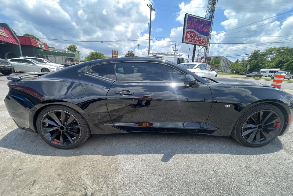 chevrolet camaro 2019 1G1FA1RS2K0117916 image chevrolet camaro 2019 1G1FA1RS2K0117916 image