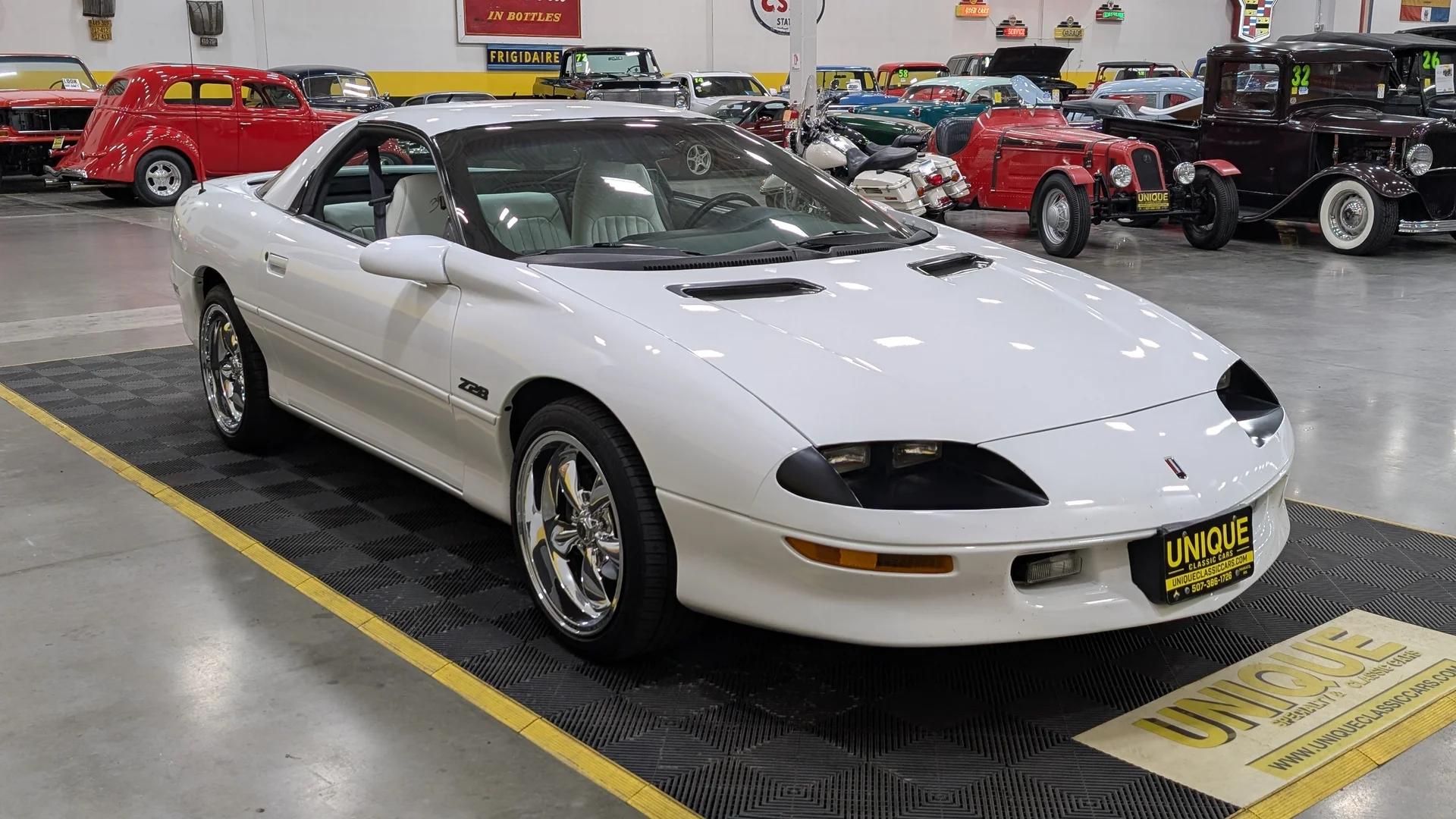 chevrolet camaro 1997 2G1FP22P2V2156440 image chevrolet camaro 1997 2G1FP22P2V2156440 image