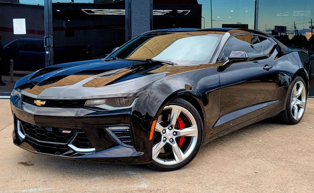 chevrolet camaro 2018 1G1FE1R70J0163002 image