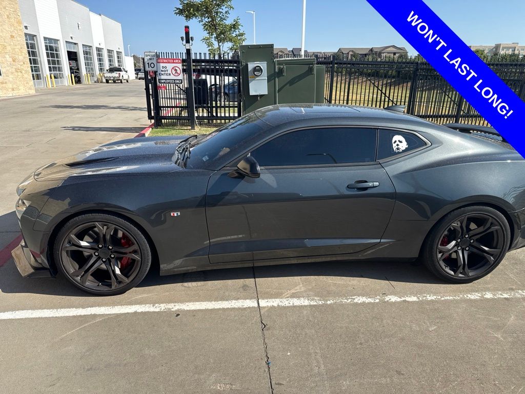 chevrolet camaro 2018 1G1FG1R74J0135228 image chevrolet camaro 2018 1G1FG1R74J0135228 image