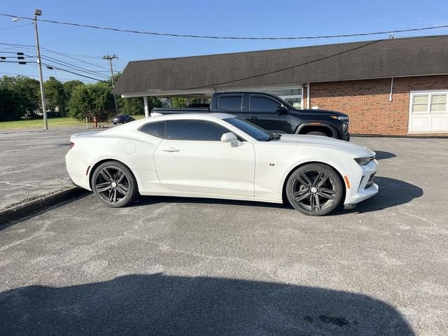 chevrolet camaro 2018 1G1FD1RS6J0190261 image chevrolet camaro 2018 1G1FD1RS6J0190261 image