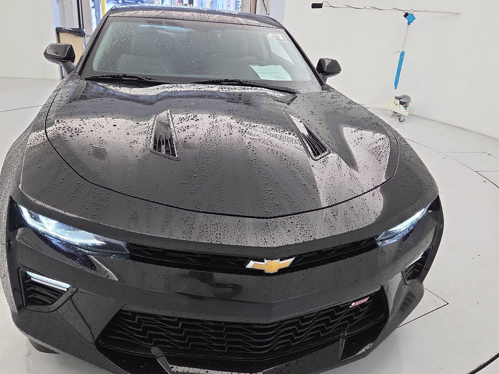 chevrolet camaro 2018 1G1FG1R77J0165565 image chevrolet camaro 2018 1G1FG1R77J0165565 image