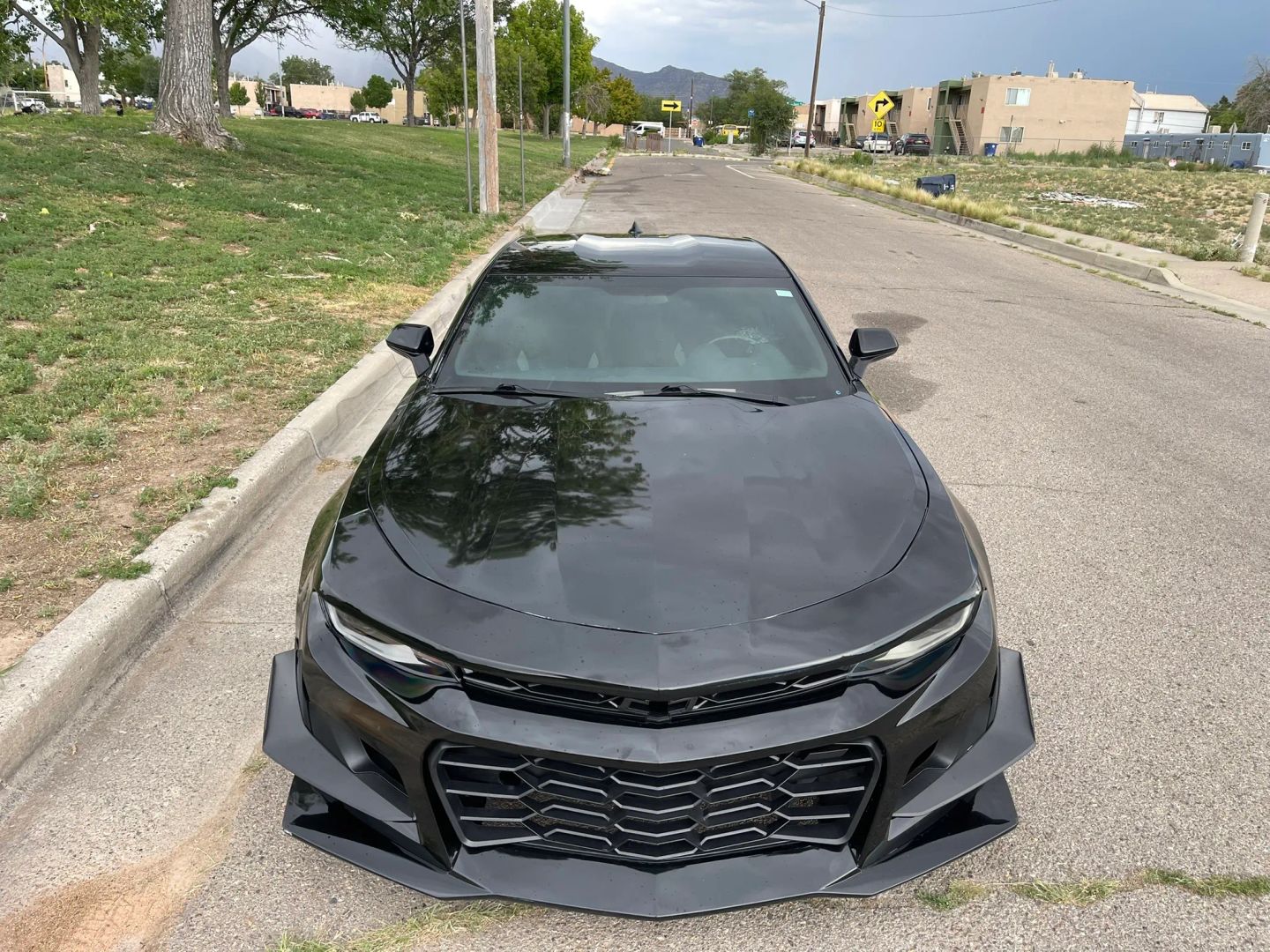 chevrolet camaro 2018 1G1FB1RS7J0175970 image