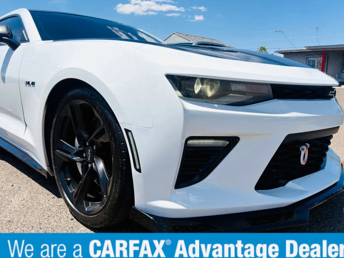 chevrolet camaro 2018 1G1FE1R77J0131566 image chevrolet camaro 2018 1G1FE1R77J0131566 image