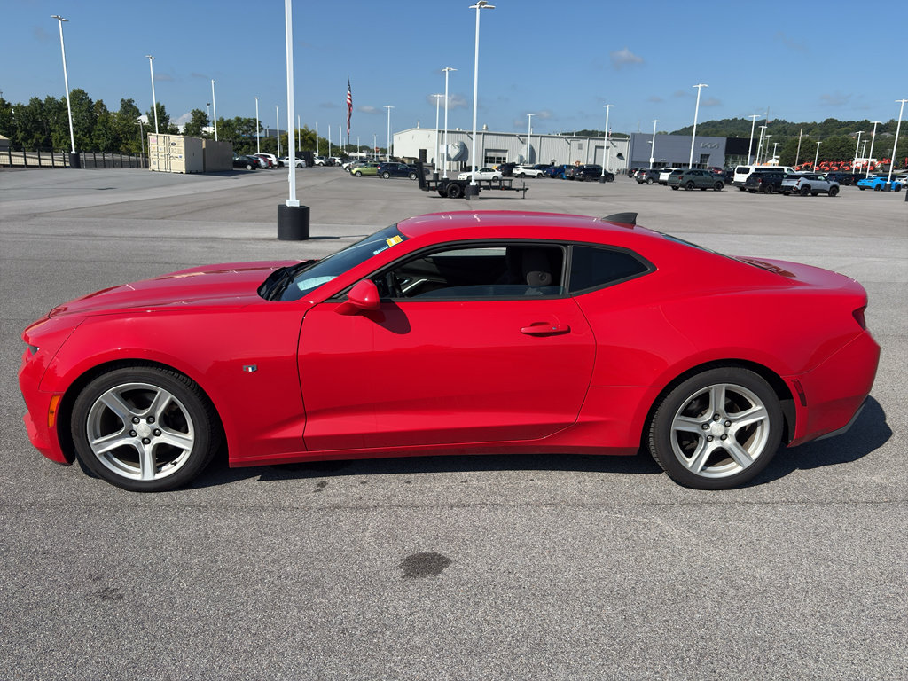 chevrolet camaro 2018 1G1FA1RX6J0152131 image chevrolet camaro 2018 1G1FA1RX6J0152131 image