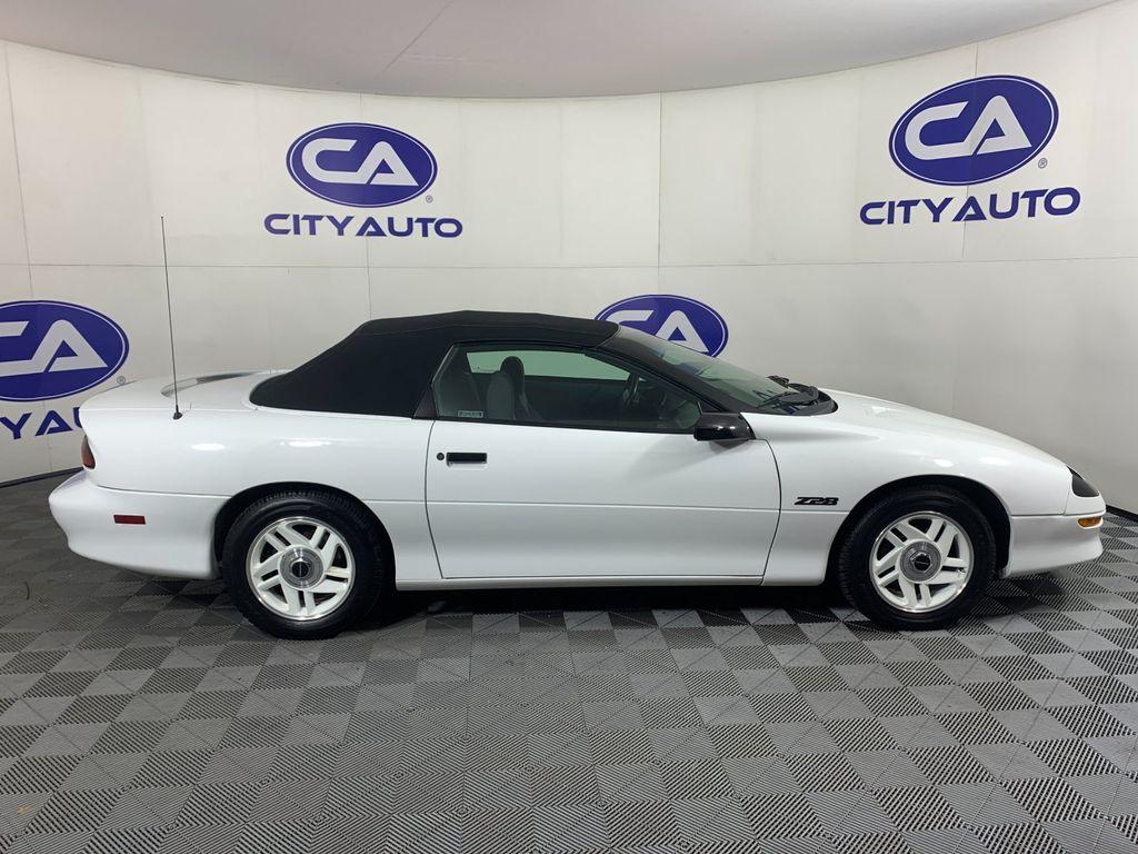 chevrolet camaro 1994 2G1FP32P0R2164693 image chevrolet camaro 1994 2G1FP32P0R2164693 image
