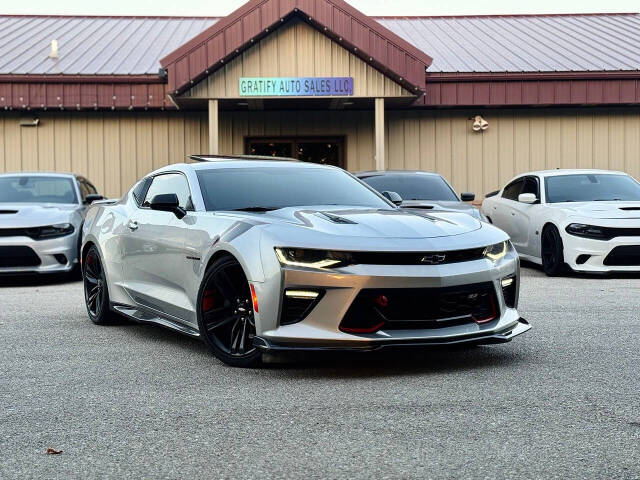 chevrolet camaro 2017 1G1FG1R76H0211851 image chevrolet camaro 2017 1G1FG1R76H0211851 image