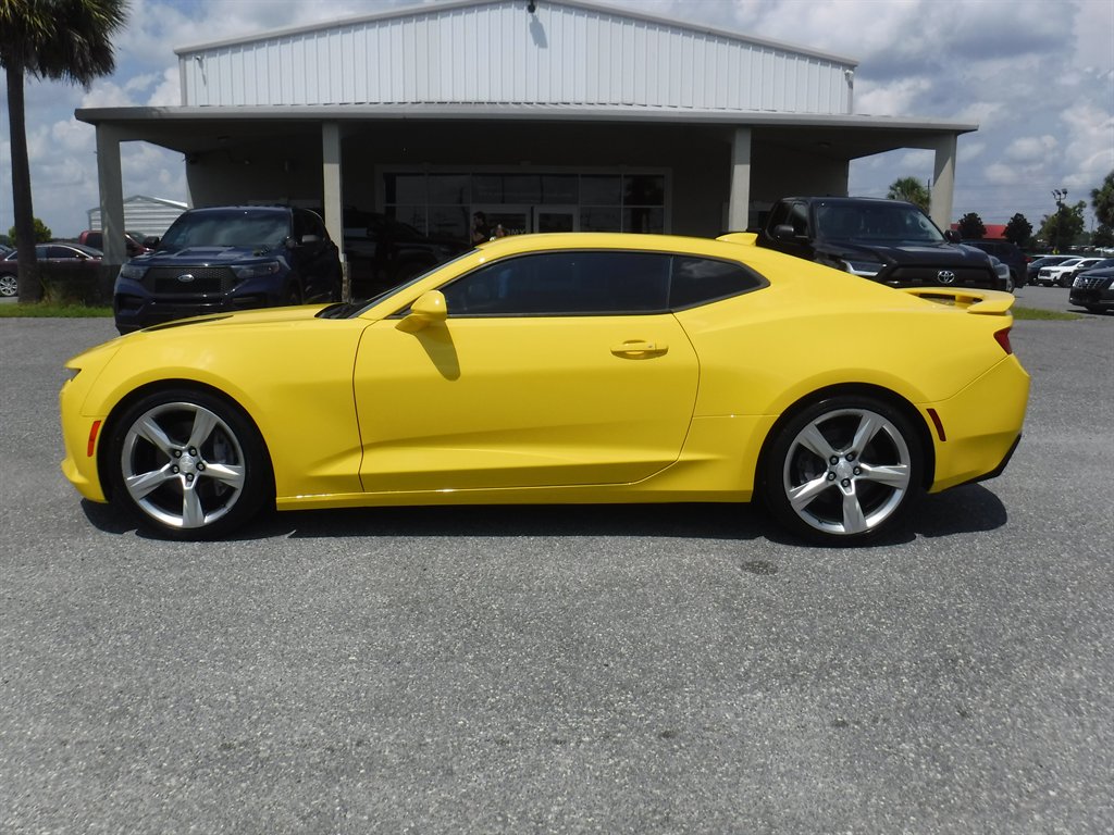 chevrolet camaro 2017 1G1FF1R73H0199421 image chevrolet camaro 2017 1G1FF1R73H0199421 image