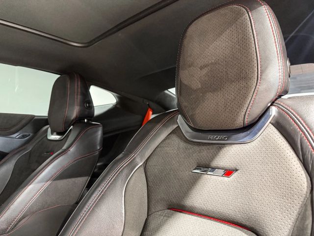 chevrolet camaro 2017 1G1FK1R60H0187634 image chevrolet camaro 2017 1G1FK1R60H0187634 image