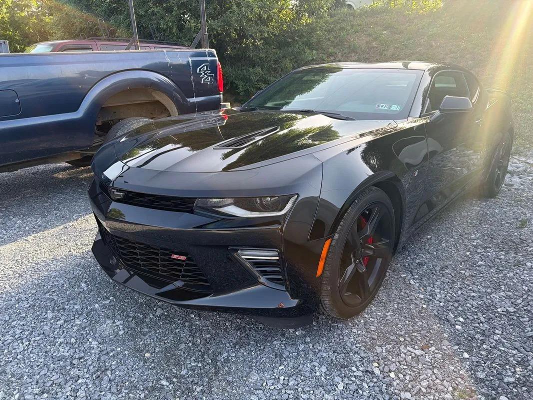 chevrolet camaro 2017 1G1FE1R72H0149676 image chevrolet camaro 2017 1G1FE1R72H0149676 image
