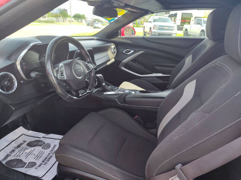 chevrolet camaro 2017 1G1FF3D77H0197397 image chevrolet camaro 2017 1G1FF3D77H0197397 image