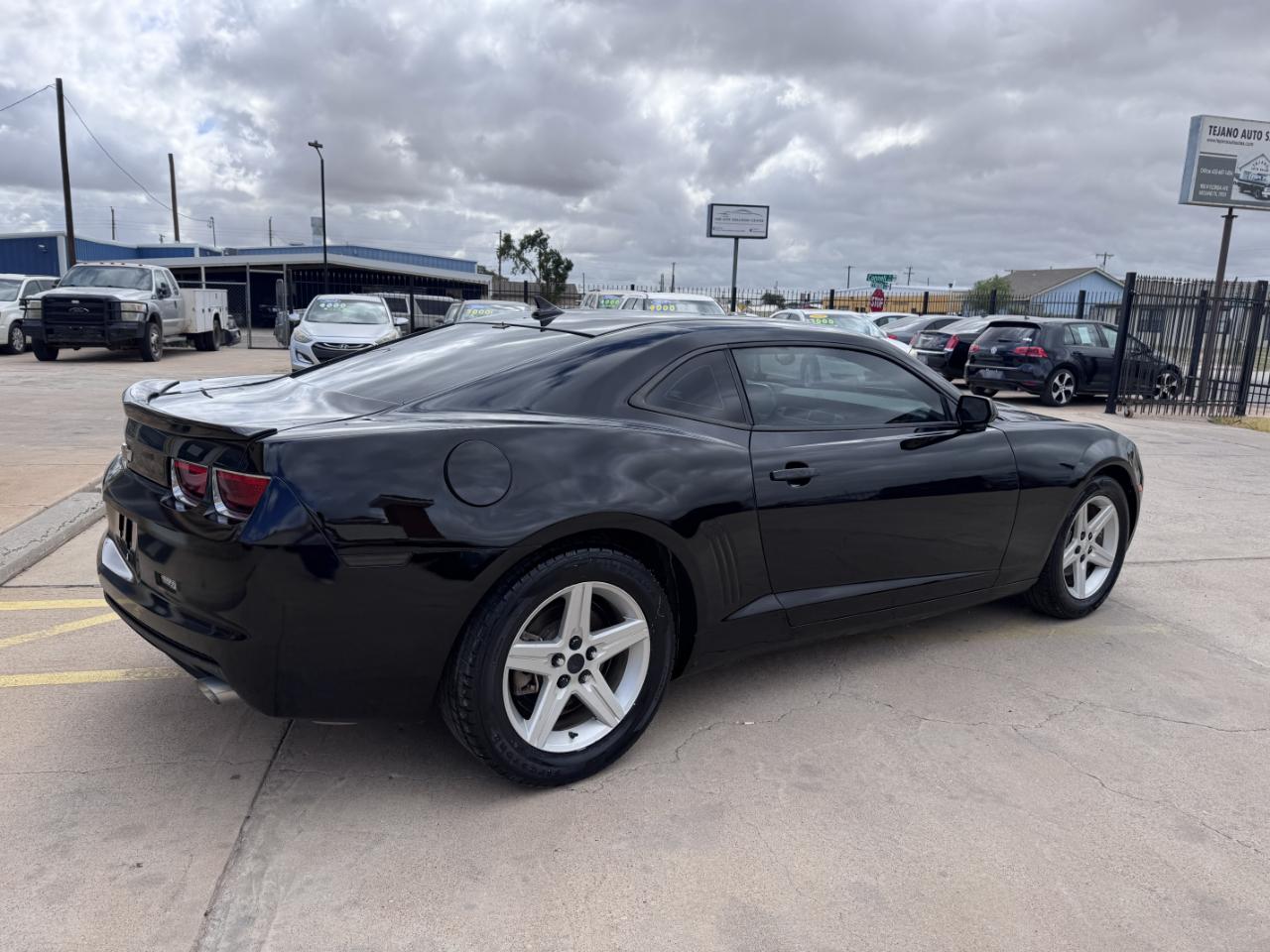 chevrolet camaro 2012 2G1FF1E36C9112435 image chevrolet camaro 2012 2G1FF1E36C9112435 image