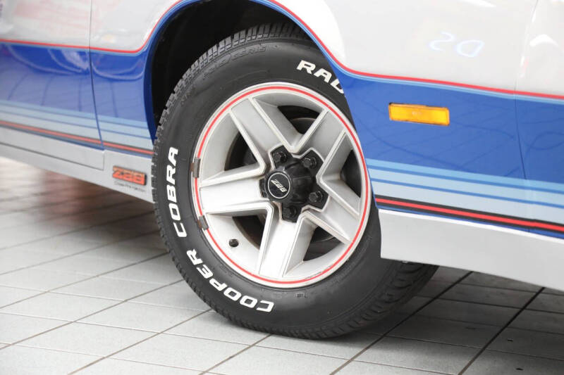chevrolet camaro 1982 1G1AP877XCL131045 image chevrolet camaro 1982 1G1AP877XCL131045 image