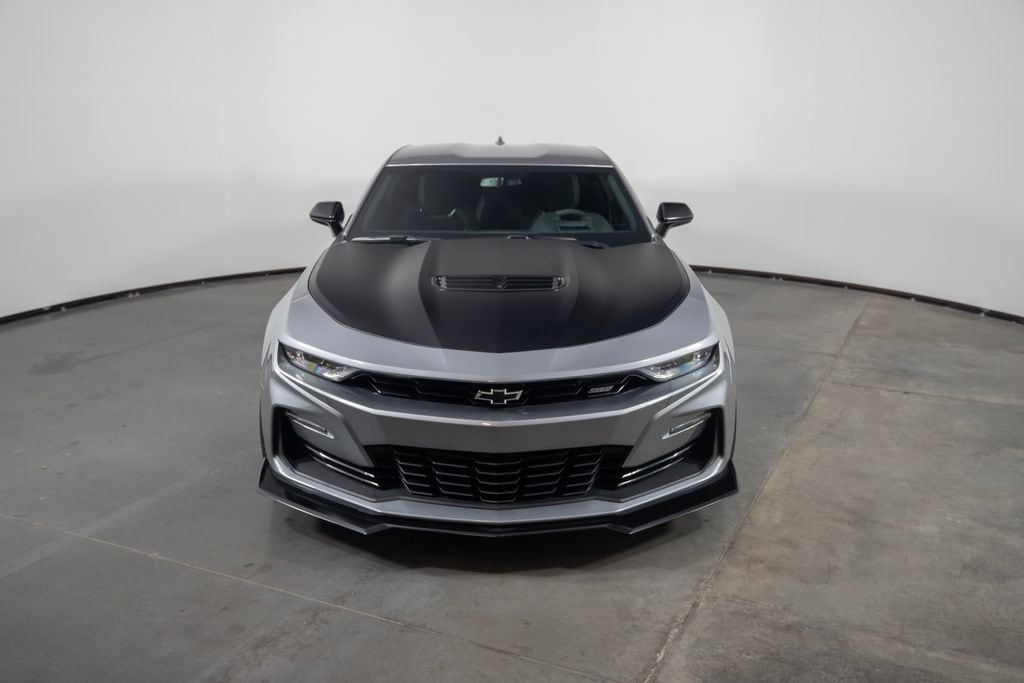 chevrolet camaro 2024 1G1FE1R70R0111302 image chevrolet camaro 2024 1G1FE1R70R0111302 image