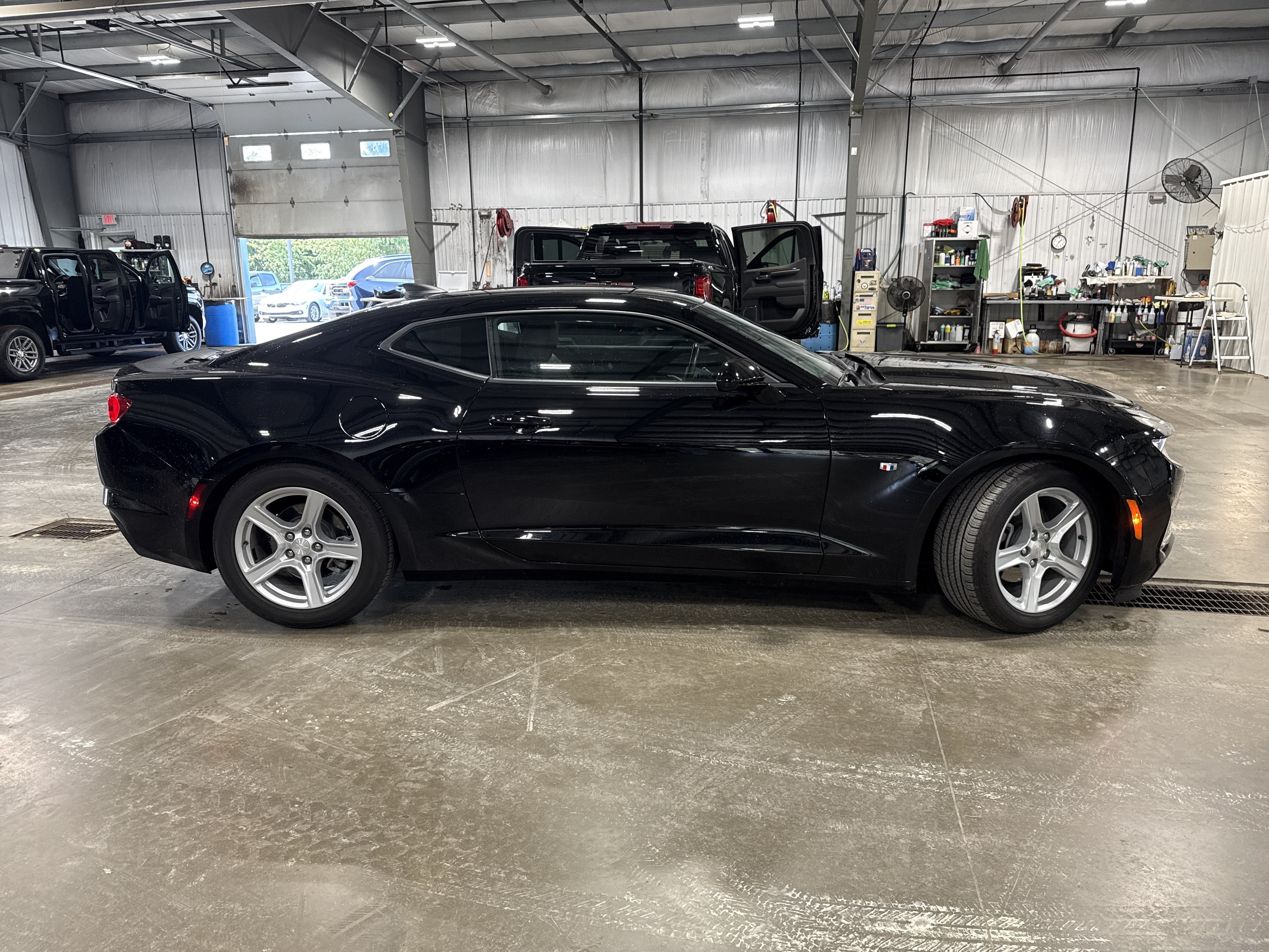 chevrolet camaro 2024 1G1FD1RS3R0122530 image chevrolet camaro 2024 1G1FD1RS3R0122530 image