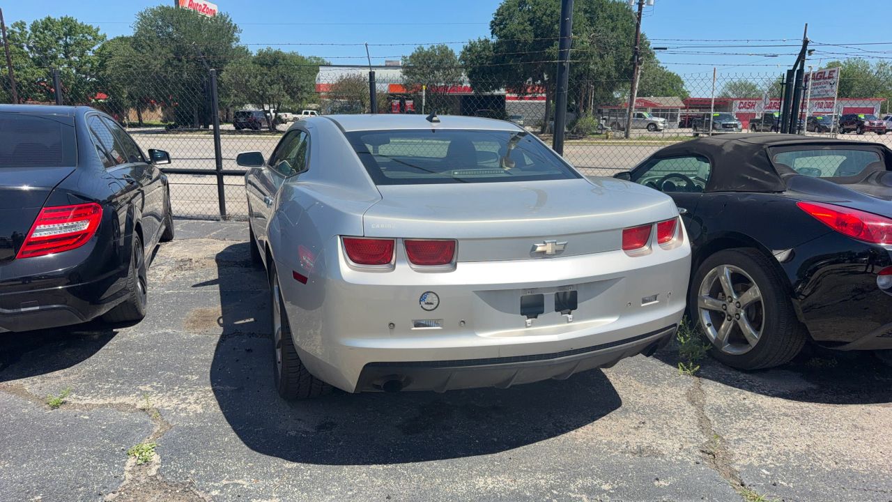 chevrolet camaro 2010 2G1FB1EV1A9175713 image chevrolet camaro 2010 2G1FB1EV1A9175713 image