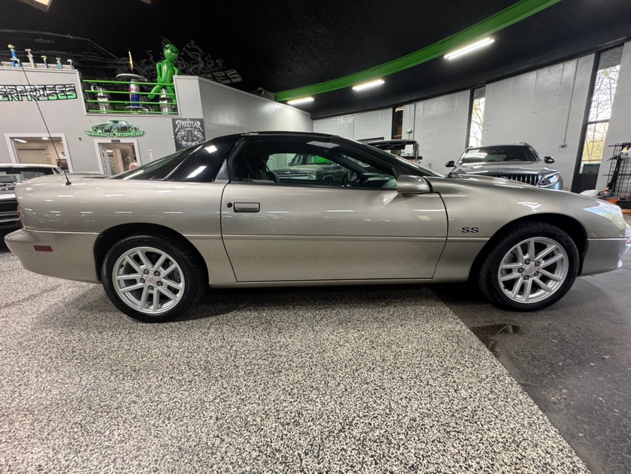chevrolet camaro 2000 2G1FP22G5Y2143931 image
